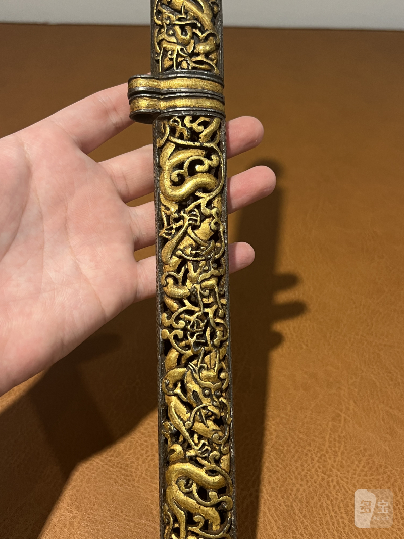 明 铁鋄金鋄银穿花龙纹信筒 - 图4
